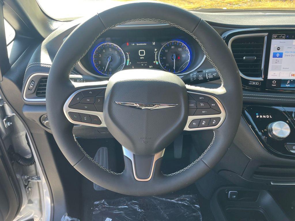 new 2026 Chrysler Pacifica car, priced at $38,529