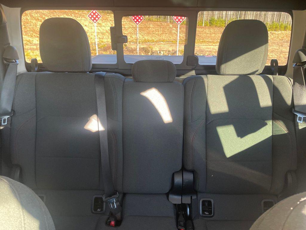 used 2025 Jeep Gladiator car, priced at $43,186