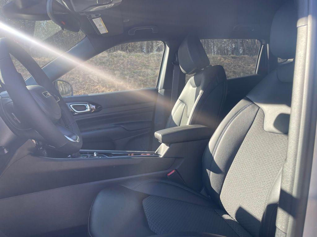 new 2026 Jeep Compass car, priced at $27,425