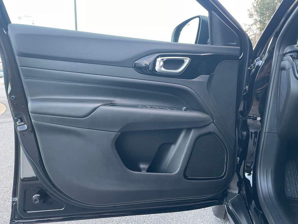 new 2026 Jeep Compass car, priced at $28,370