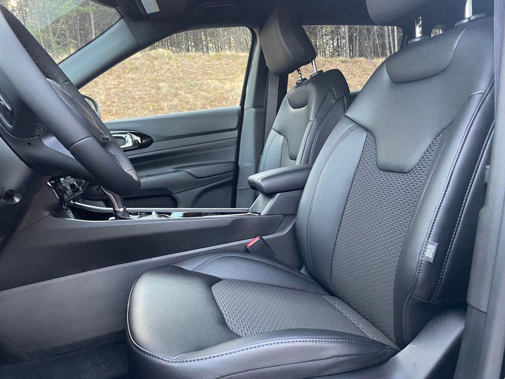 new 2026 Jeep Compass car, priced at $28,370