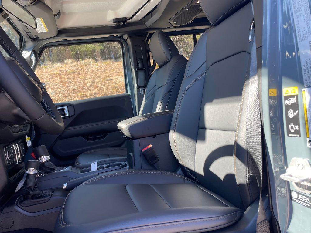 new 2026 Jeep Gladiator car, priced at $50,110