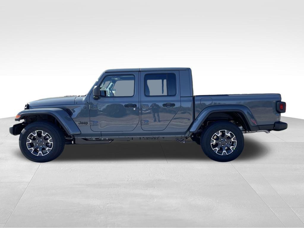 new 2026 Jeep Gladiator car, priced at $50,110