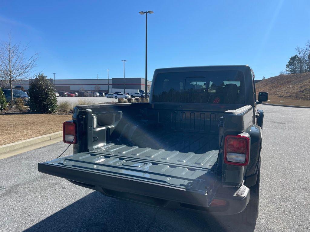 new 2026 Jeep Gladiator car, priced at $50,110