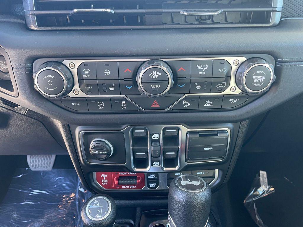 new 2026 Jeep Wrangler car, priced at $58,566