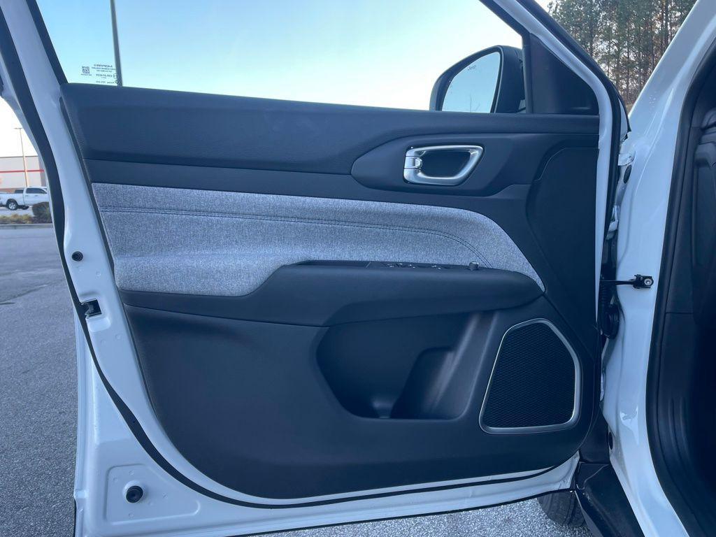 new 2026 Jeep Compass car, priced at $26,619