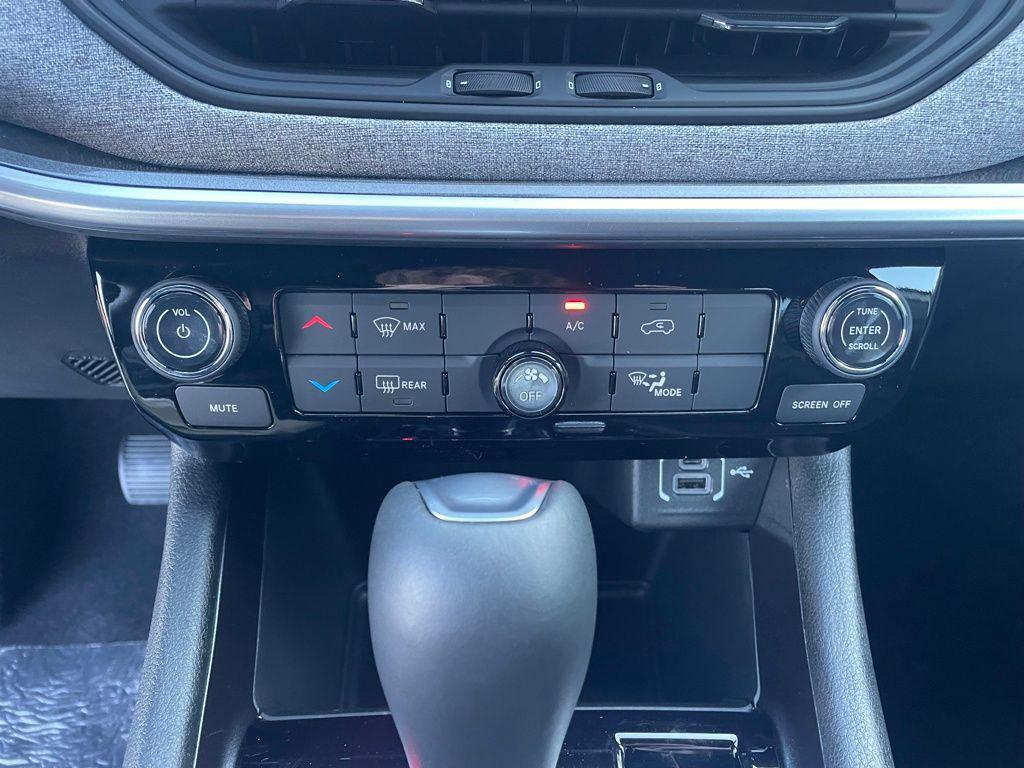 new 2026 Jeep Compass car, priced at $26,619