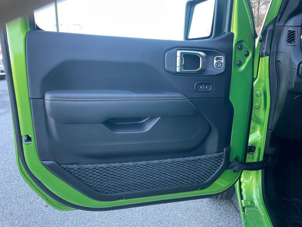 new 2026 Jeep Gladiator car, priced at $50,110