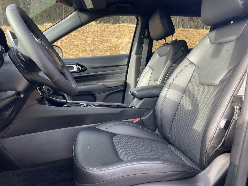 new 2026 Jeep Compass car, priced at $27,425