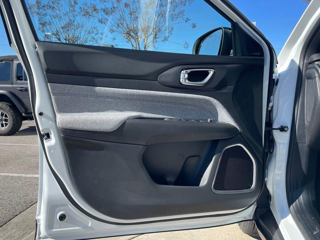 new 2026 Jeep Compass car, priced at $26,619