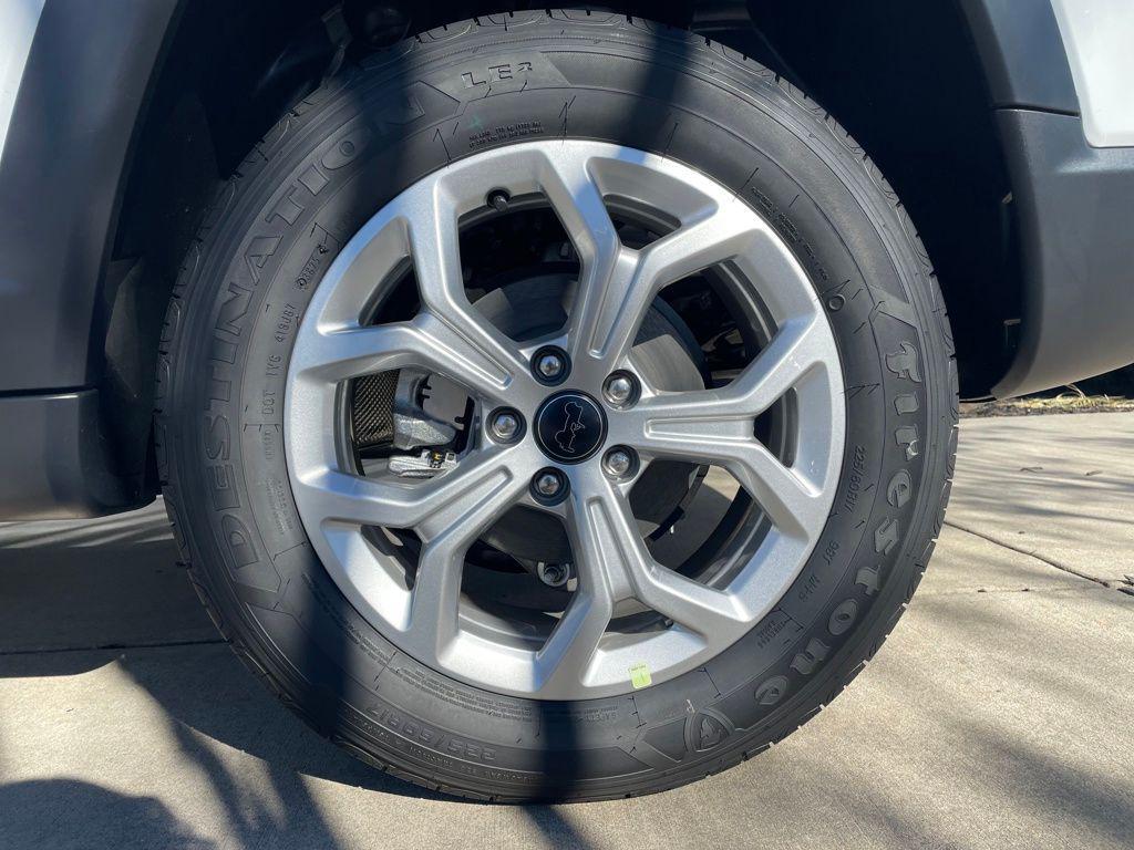 new 2026 Jeep Compass car, priced at $26,619