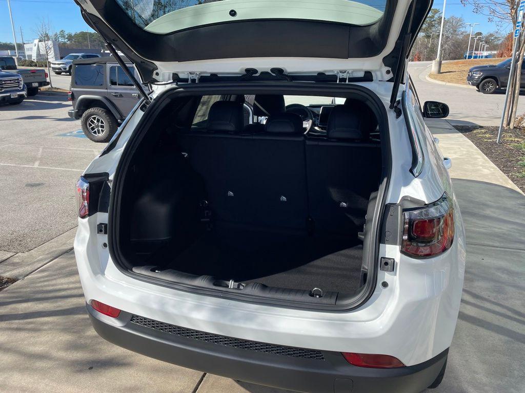 new 2026 Jeep Compass car, priced at $26,619