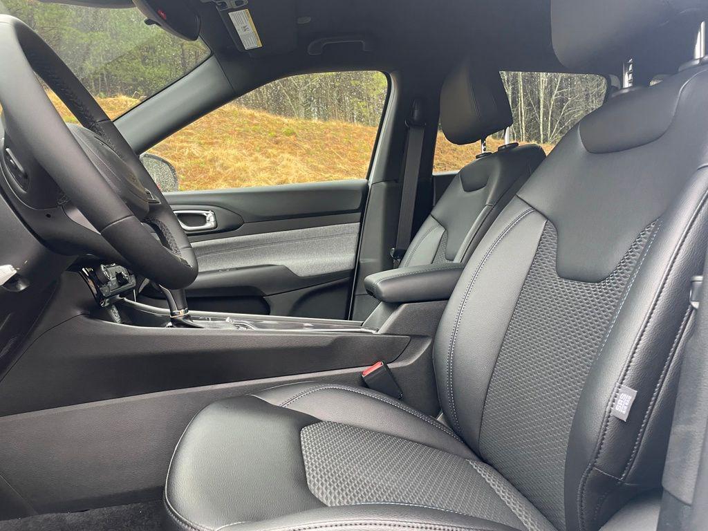 new 2026 Jeep Compass car, priced at $26,619