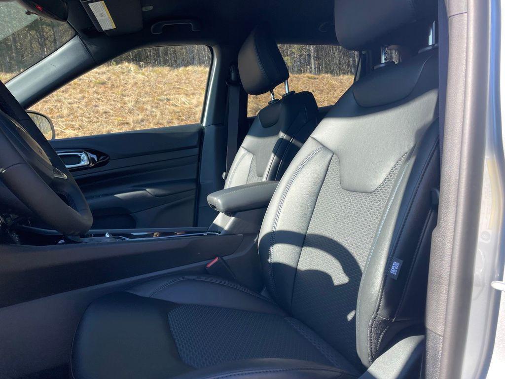 new 2026 Jeep Compass car, priced at $33,805