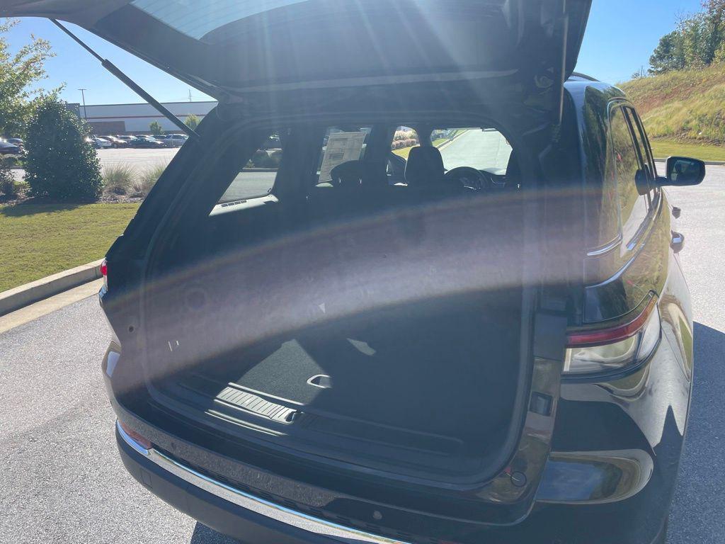 new 2025 Jeep Grand Cherokee car, priced at $33,274