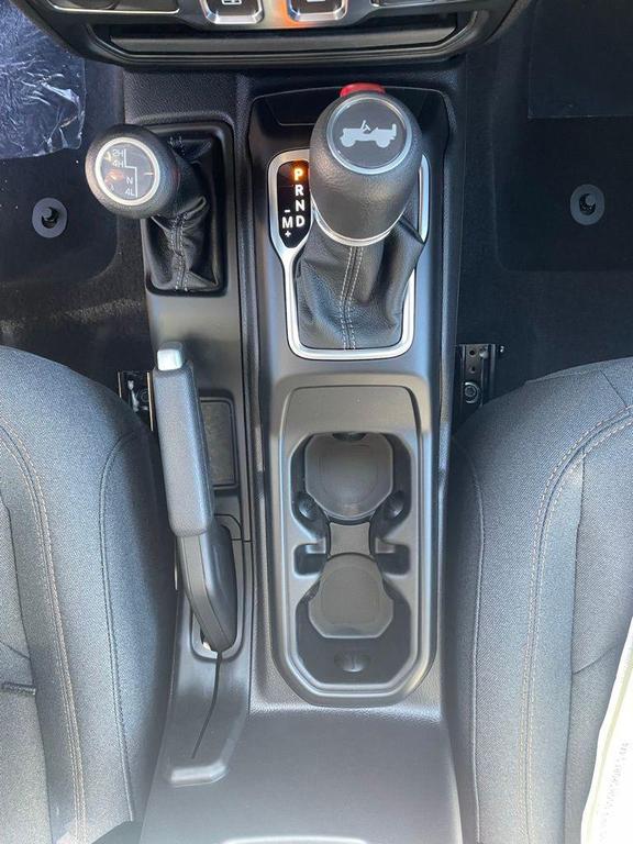 new 2026 Jeep Wrangler car, priced at $39,925