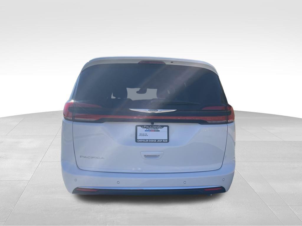 new 2026 Chrysler Pacifica car, priced at $38,098