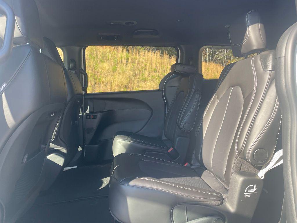 new 2026 Chrysler Pacifica car, priced at $38,098