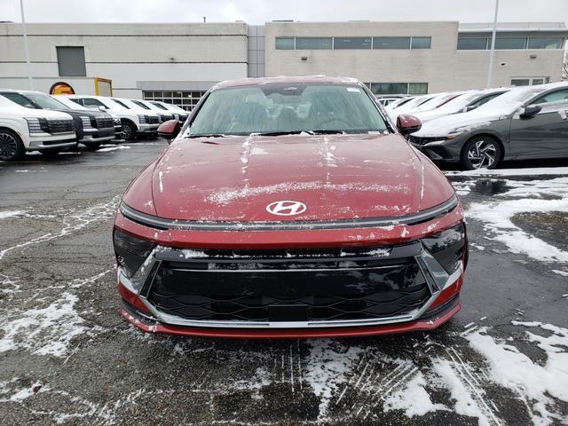 new 2026 Hyundai Sonata Hybrid car, priced at $31,270