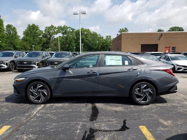 new 2025 Hyundai Elantra car, priced at $25,290