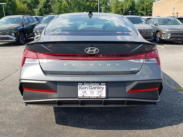 new 2025 Hyundai ELANTRA HEV car, priced at $29,060