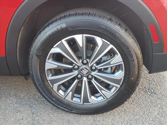 used 2025 Buick Envision car, priced at $30,450