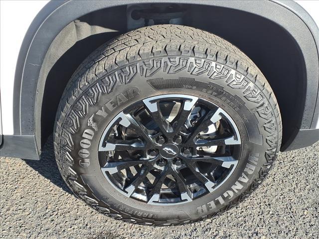 used 2025 Chevrolet Traverse car, priced at $46,500