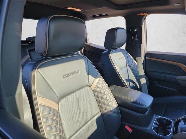 used 2023 GMC Canyon car, priced at $34,991