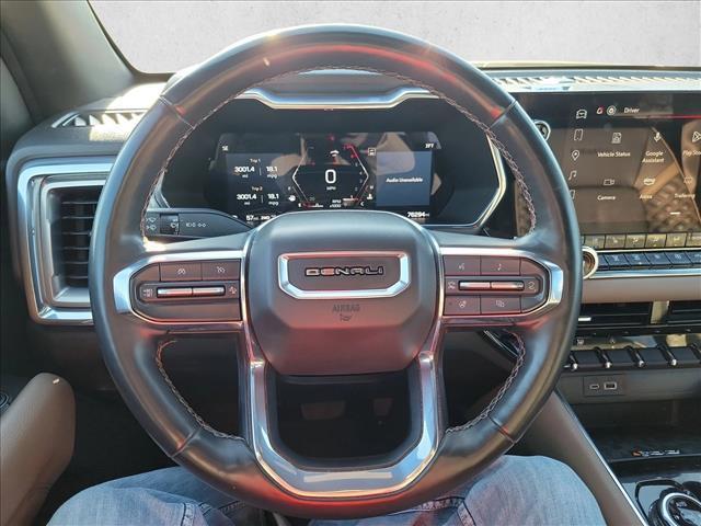 used 2023 GMC Canyon car, priced at $34,991