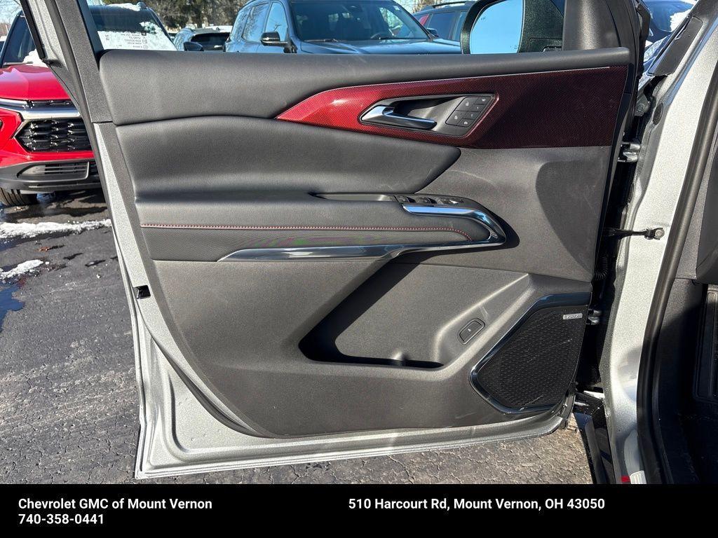 new 2026 Chevrolet Traverse car, priced at $57,859