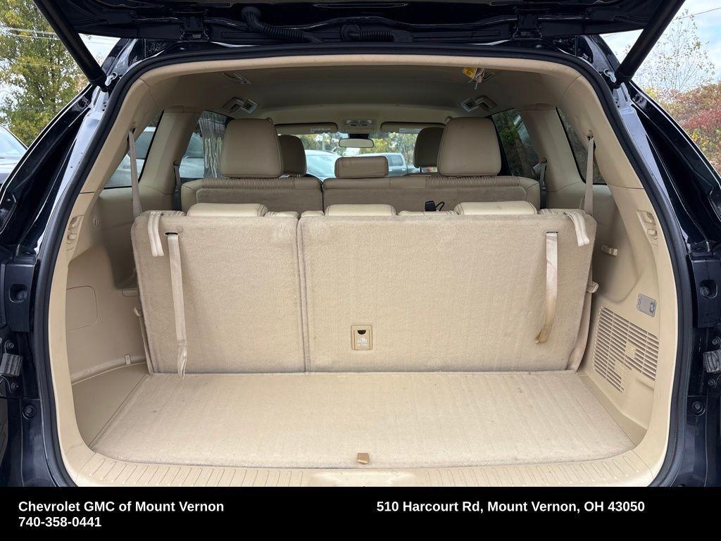 used 2017 Toyota Highlander car, priced at $15,957