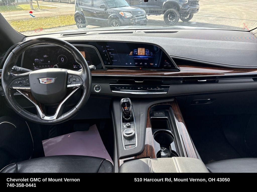 used 2023 Cadillac Escalade car, priced at $60,421