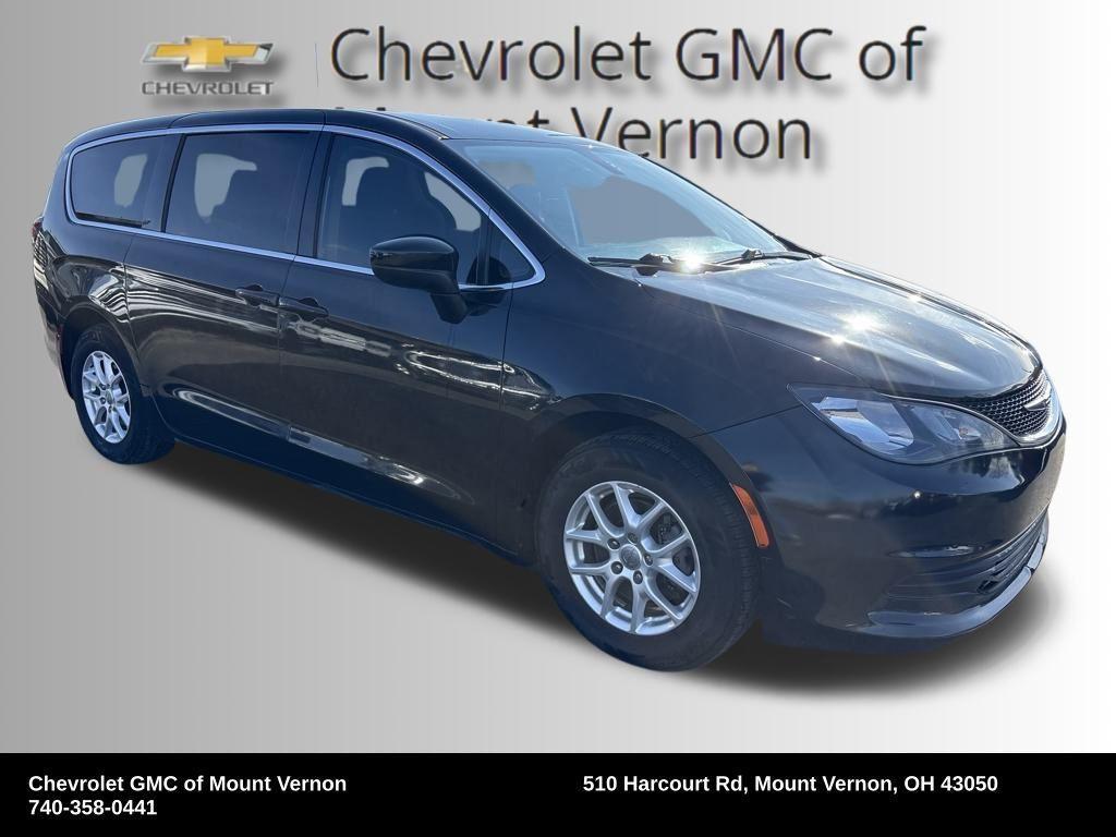 used 2017 Chrysler Pacifica car, priced at $9,600