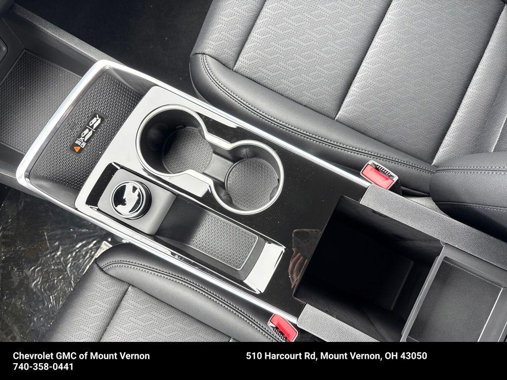 new 2026 Chevrolet Equinox car, priced at $37,460