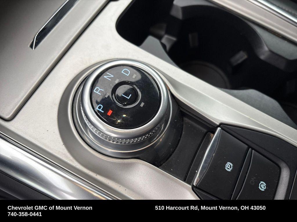 2022 Iconic Silver Metallic Ford Explorer