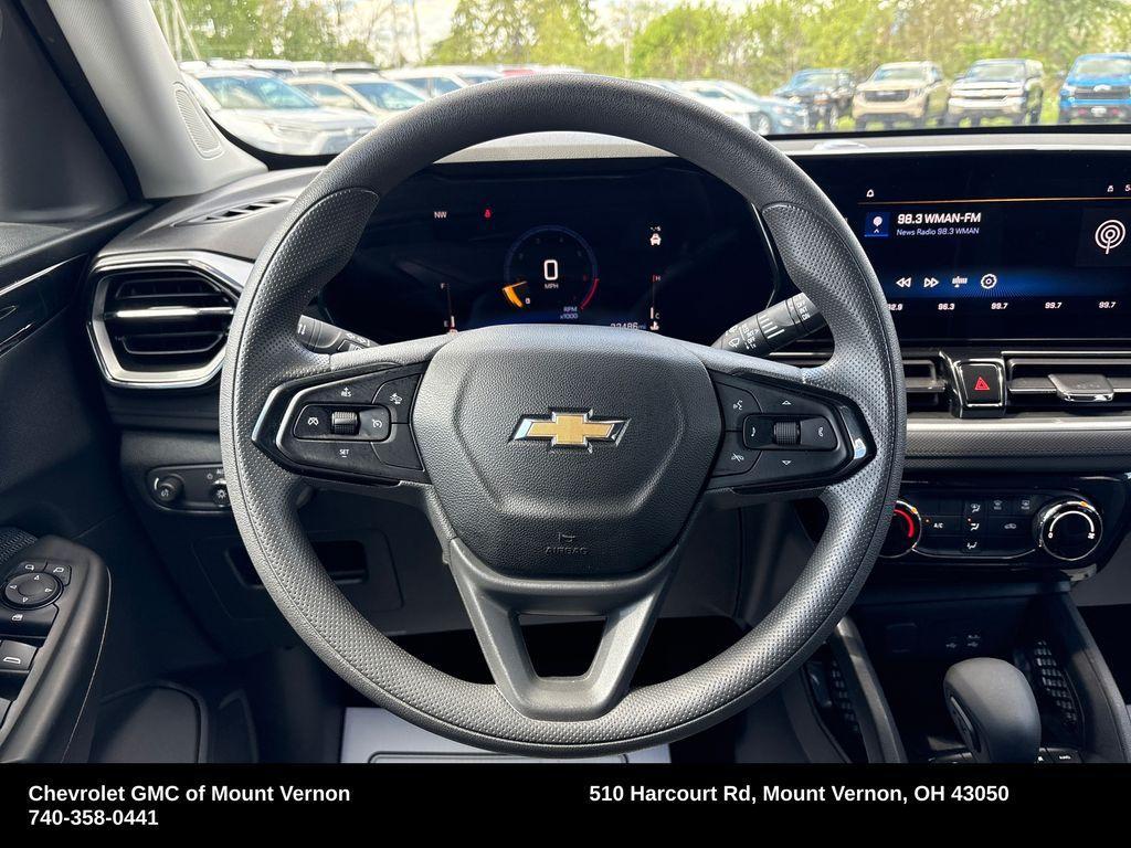 used 2025 Chevrolet TrailBlazer car, priced at $22,400