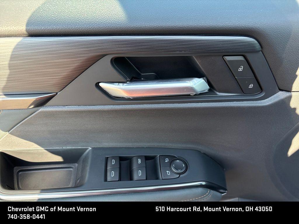 new 2026 GMC Acadia car, priced at $52,198