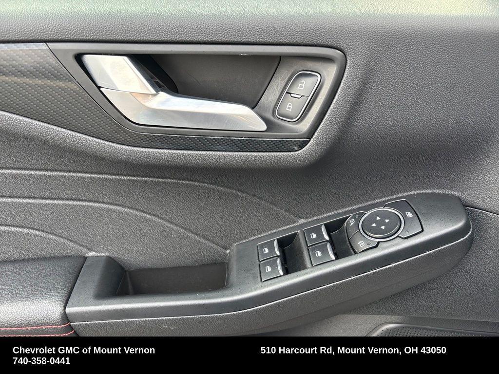 used 2025 Ford Escape car, priced at $25,645