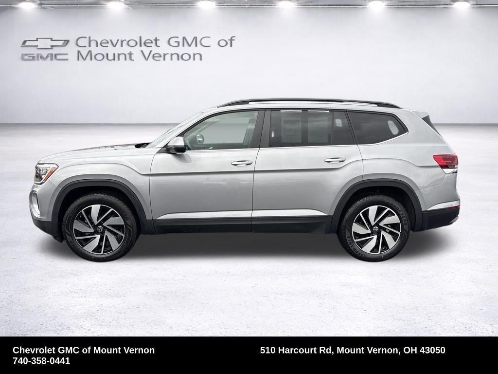 used 2025 Volkswagen Atlas car, priced at $32,500