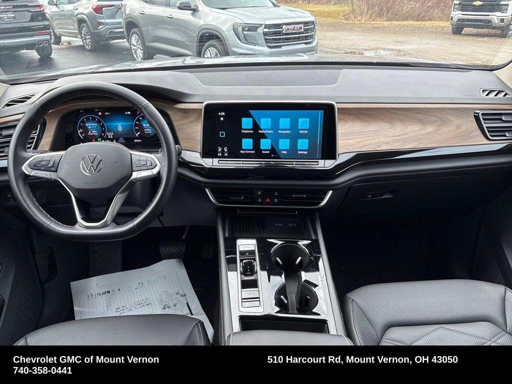 used 2025 Volkswagen Atlas car, priced at $32,500