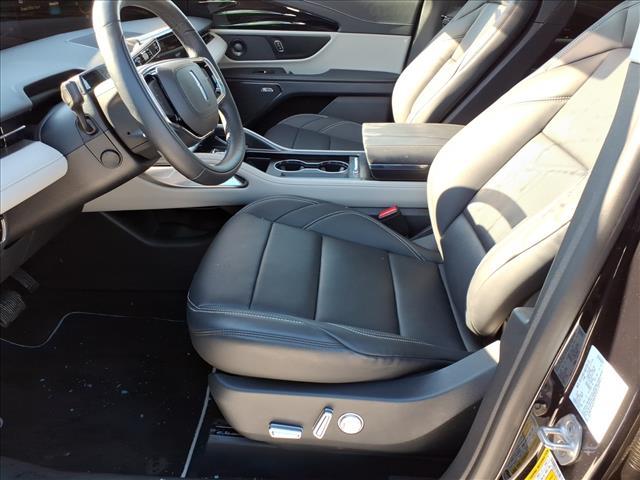 used 2025 Lincoln Nautilus car, priced at $56,695