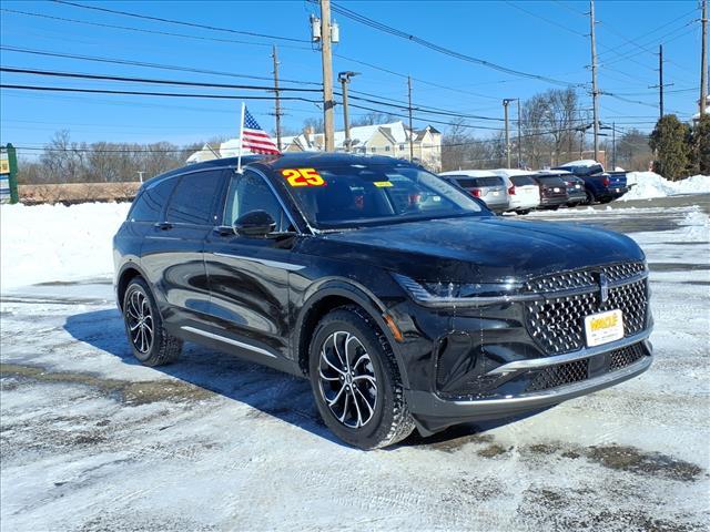 used 2025 Lincoln Nautilus car, priced at $56,695