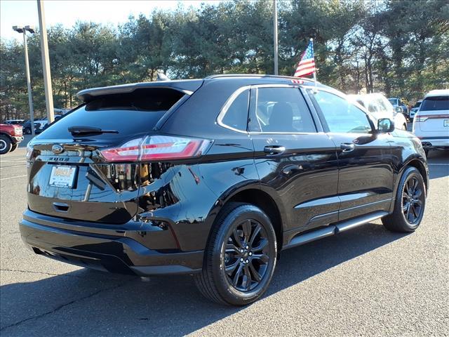 used 2022 Ford Edge car, priced at $23,895