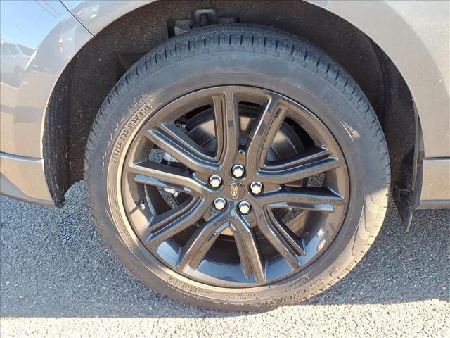 used 2023 Ford Edge car, priced at $28,895