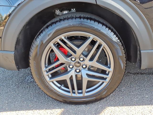 used 2025 Ford Explorer car, priced at $40,995