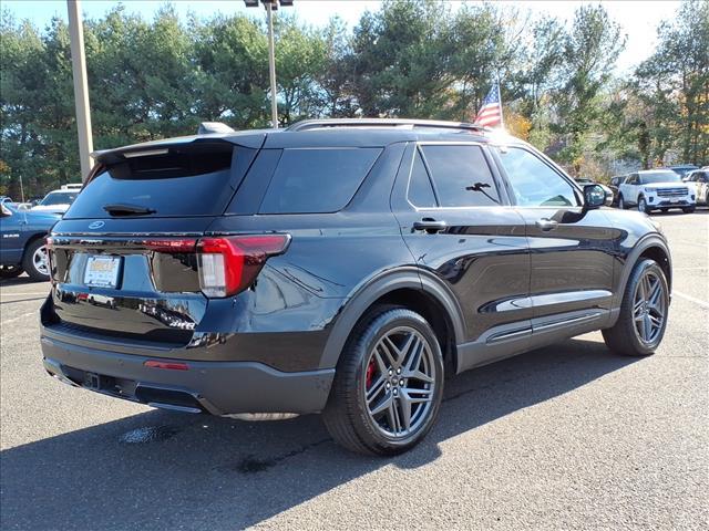 used 2025 Ford Explorer car, priced at $40,995