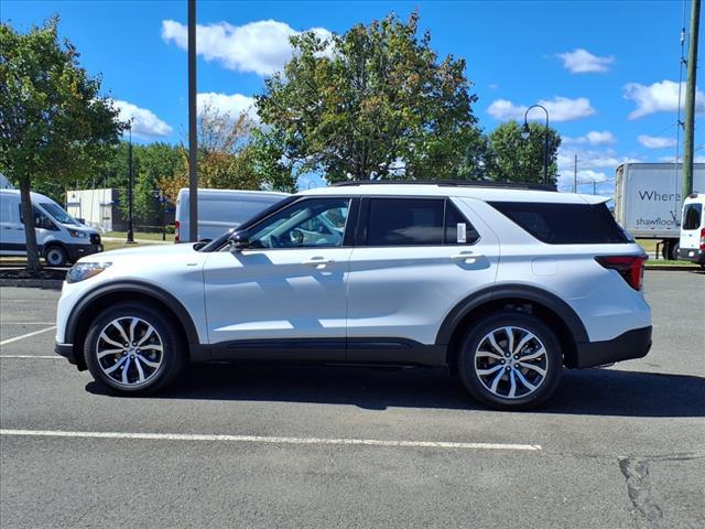 new 2025 Ford Explorer car, priced at $44,732