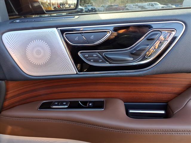 used 2024 Lincoln Navigator car, priced at $65,995