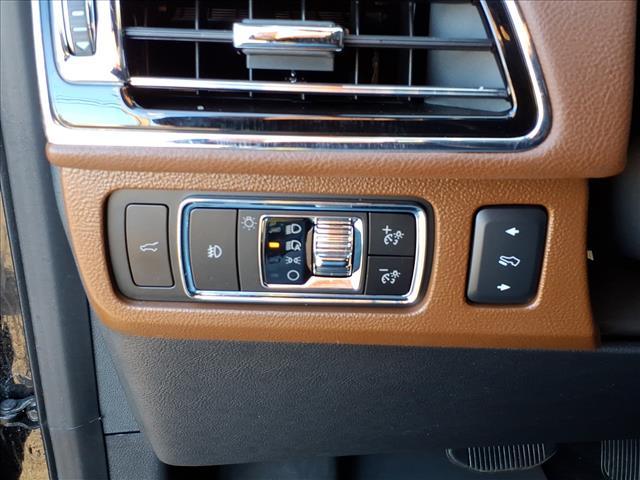 used 2024 Lincoln Navigator car, priced at $65,995