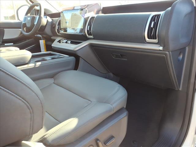 new 2026 Ford Expedition Max car, priced at $76,816